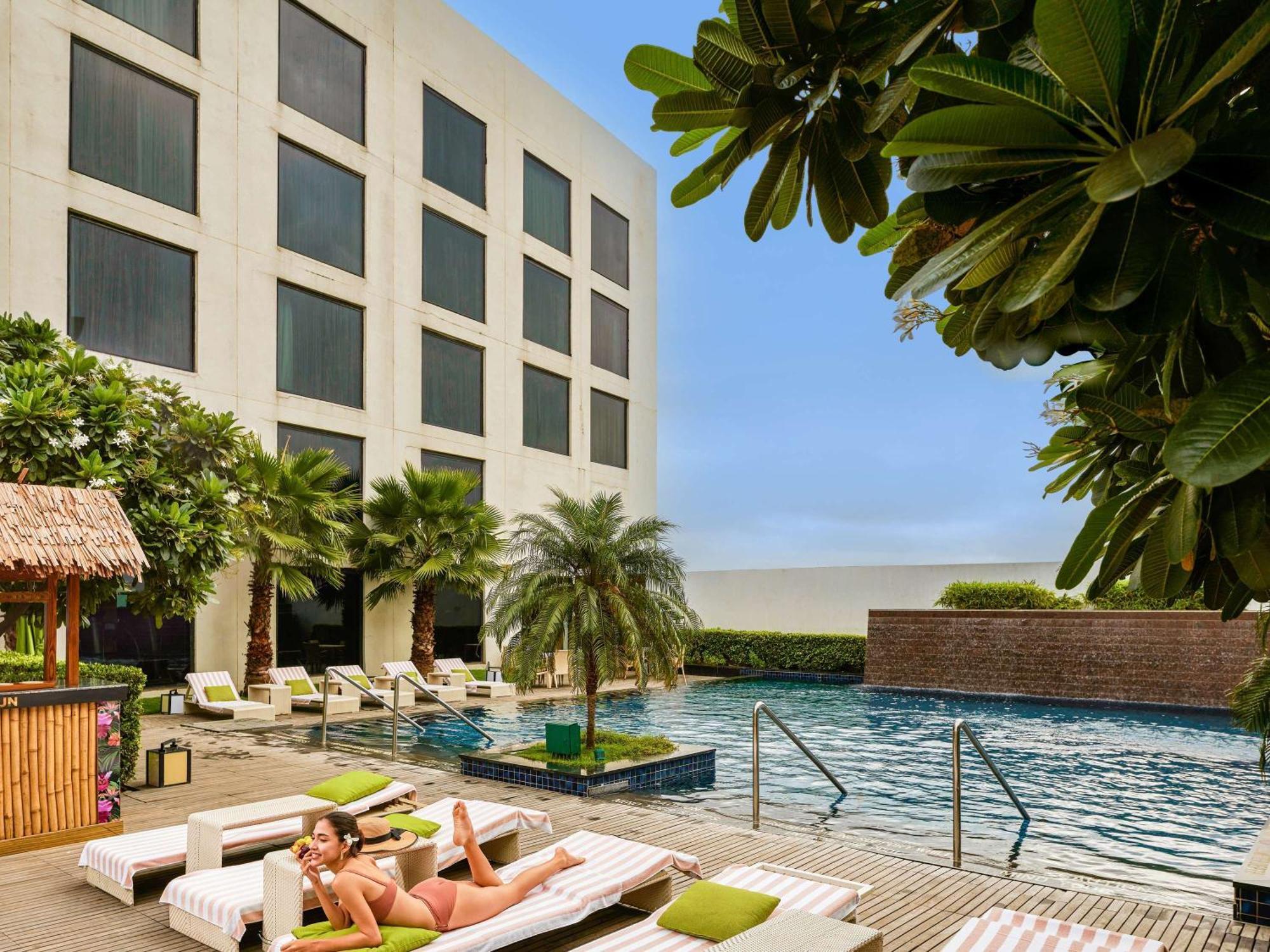 Pullman New Delhi Aerocity Kültér fotó The Park, New Delhi