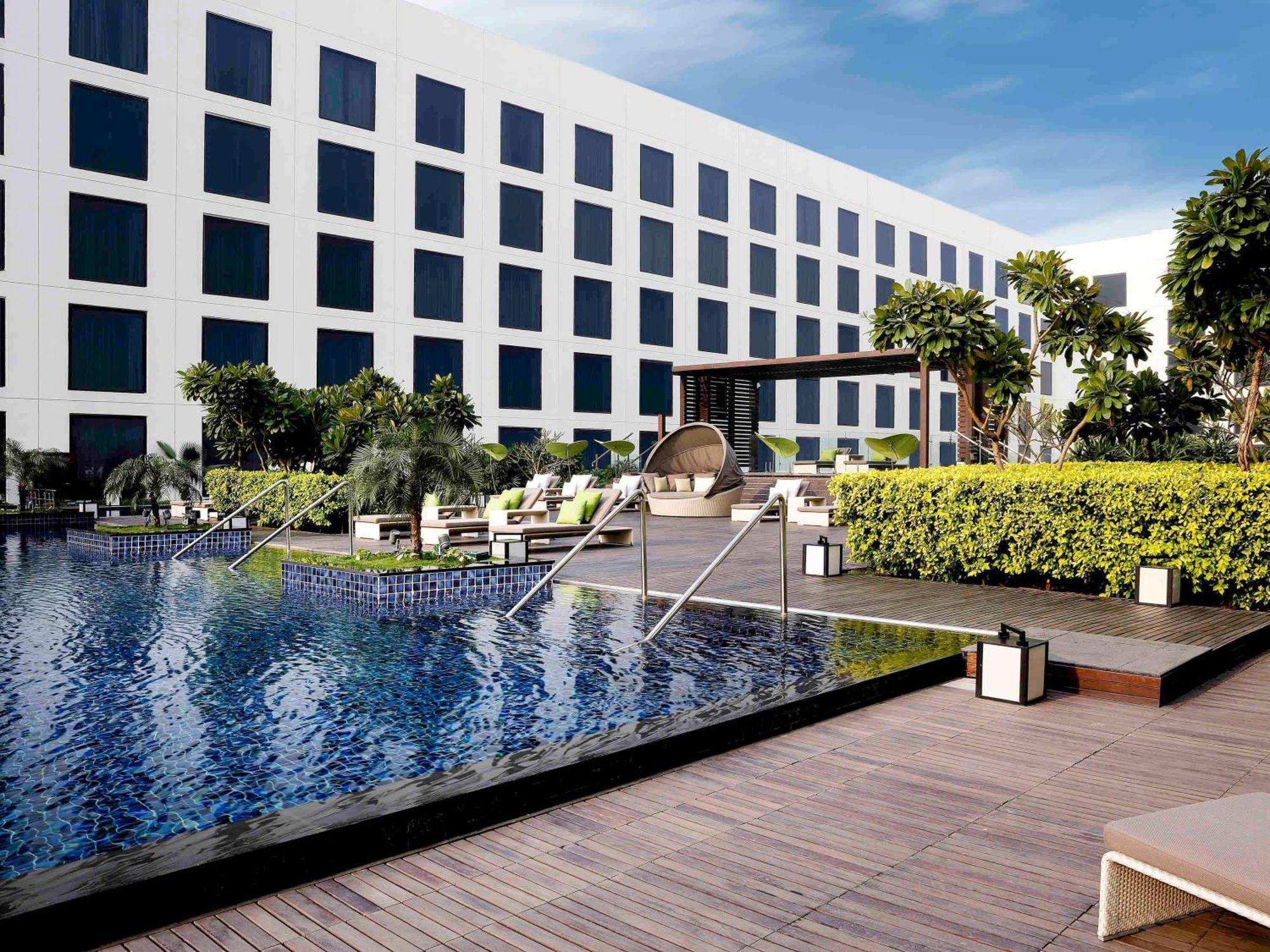 Pullman New Delhi Aerocity Kültér fotó The Park, New Delhi