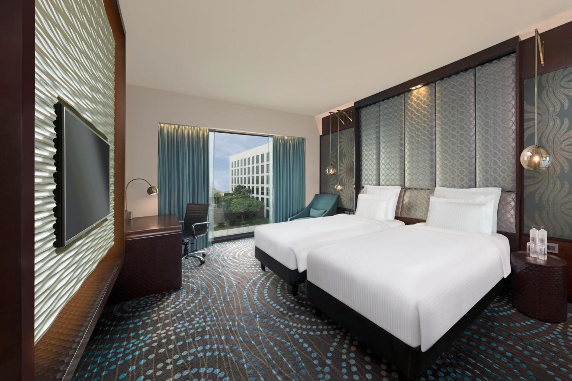 Pullman New Delhi Aerocity Kültér fotó Deluxe Room